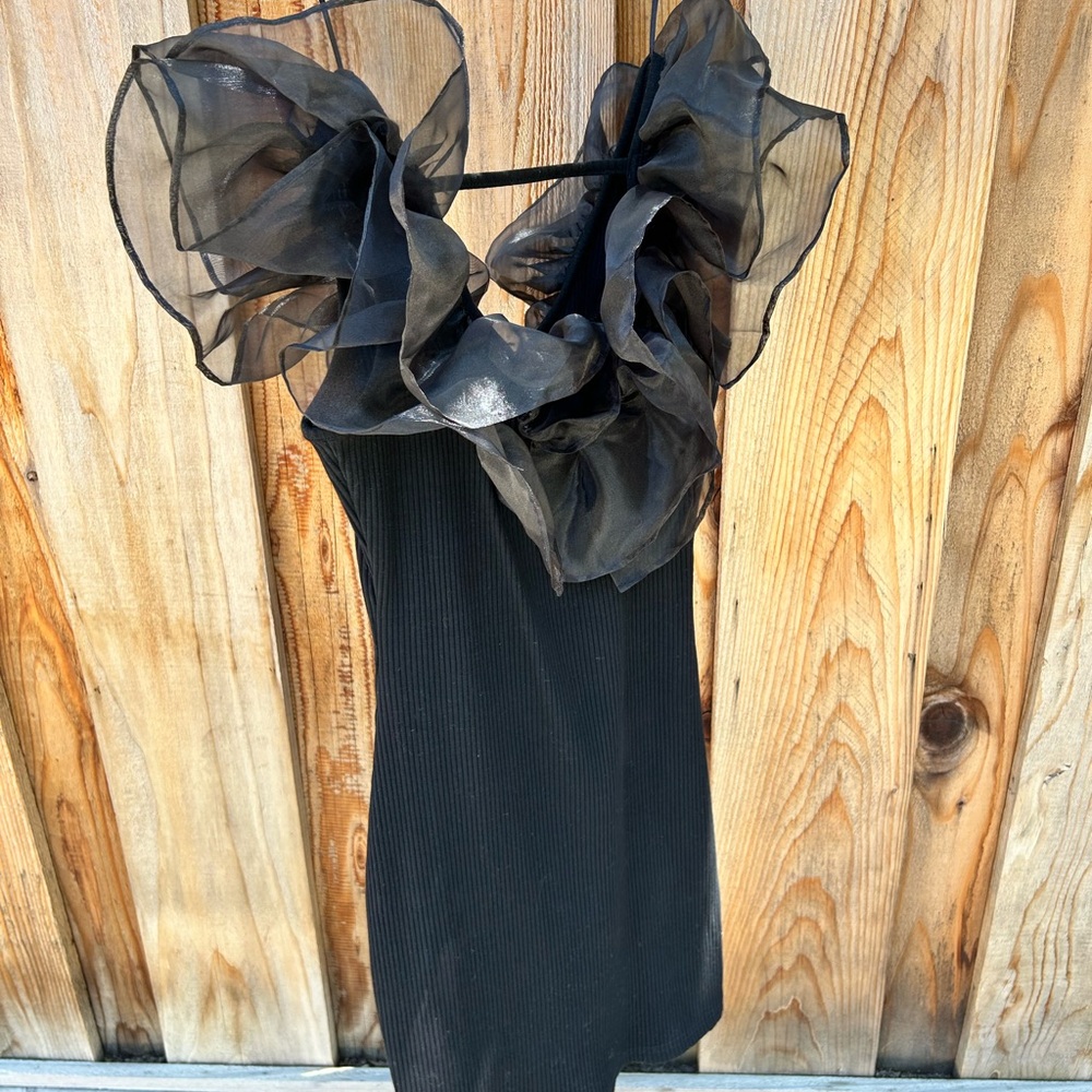 NWT FashionNova black ribbed mini dress fun shoulders size small - Picture 8 of 8